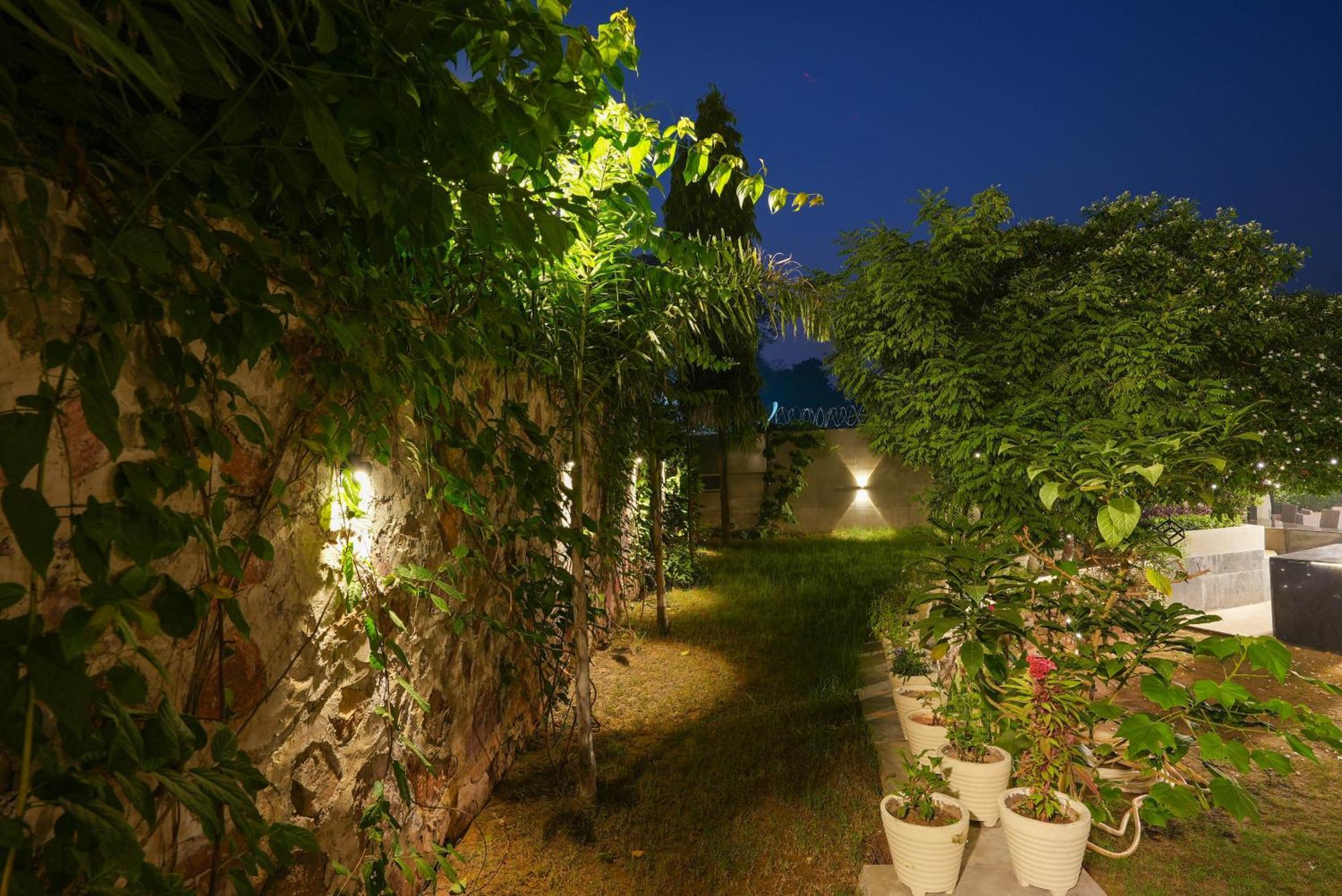 Farm The Retreat - With Private Pool Villa Manesar Dış mekan fotoğraf