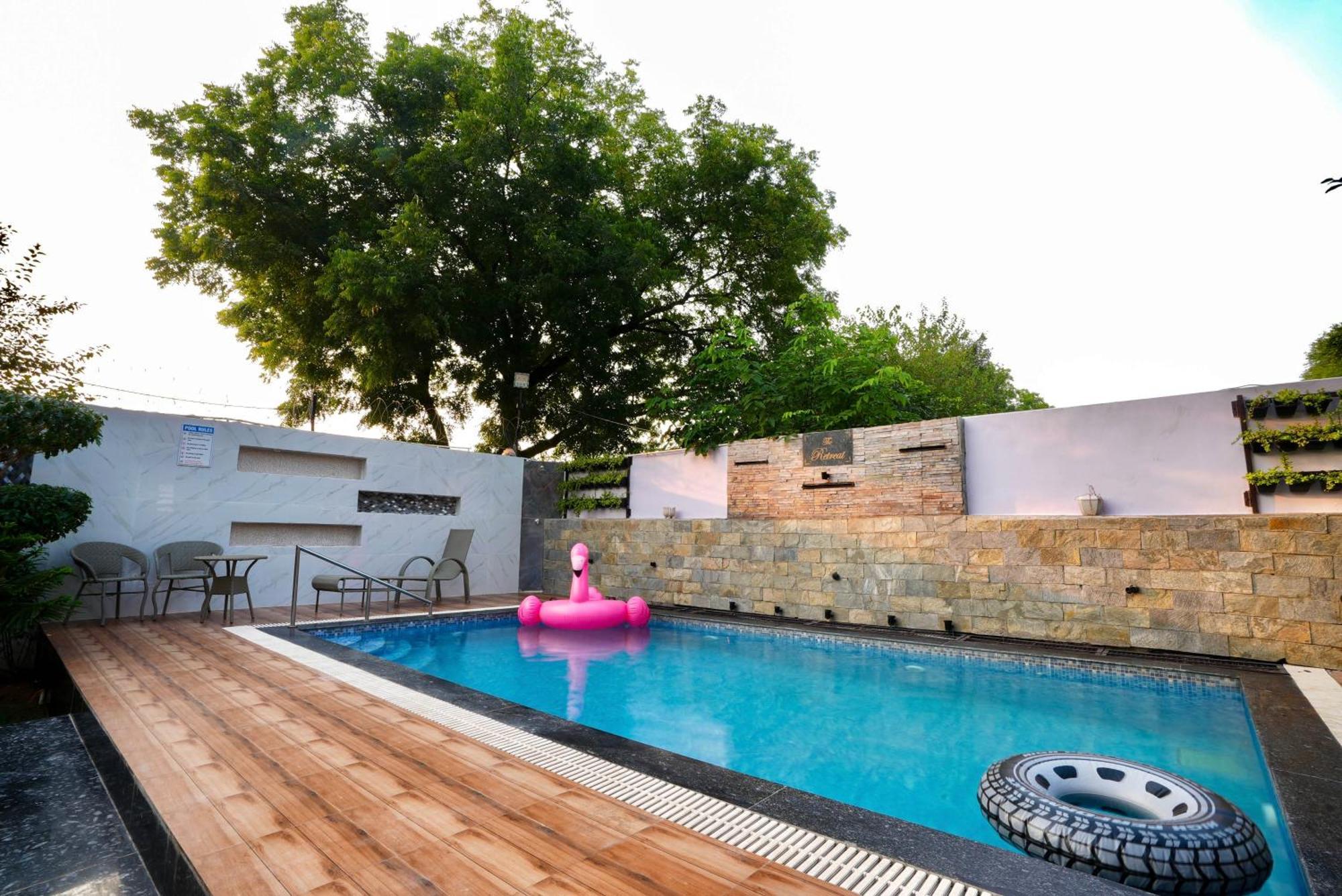 Farm The Retreat - With Private Pool Villa Manesar Dış mekan fotoğraf